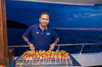 Melody Sunset Cruises